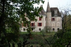 Le «gourou» des châtelains affronte la Cour de justice