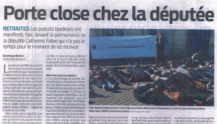 Article Sud Ouest: Porte close chez la députée